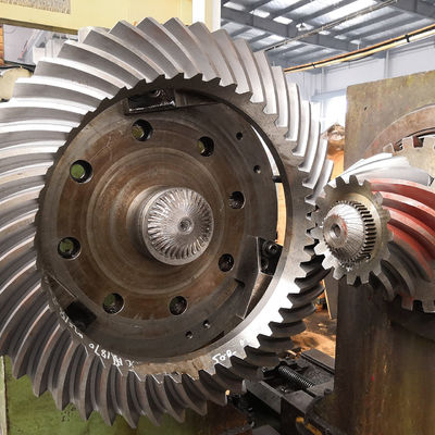 16 cambi del modulo 20CrNi2 MoA Bevel Spiral Gear Grinding