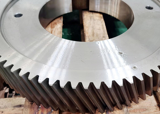 Trattamento termico carburante ingranaggio a elica singola per cambio industriale con 7 moduli e 68 denti