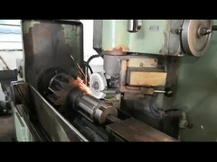 Fabbricazione di apparecchiature per la trasmissione di energia elettrica